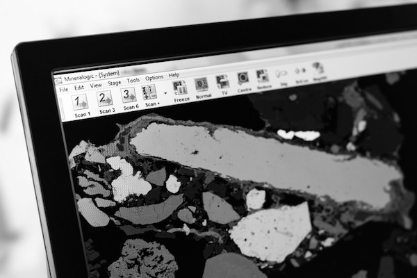 ZEISS Mineralogic Mining for automated mineral analysis
